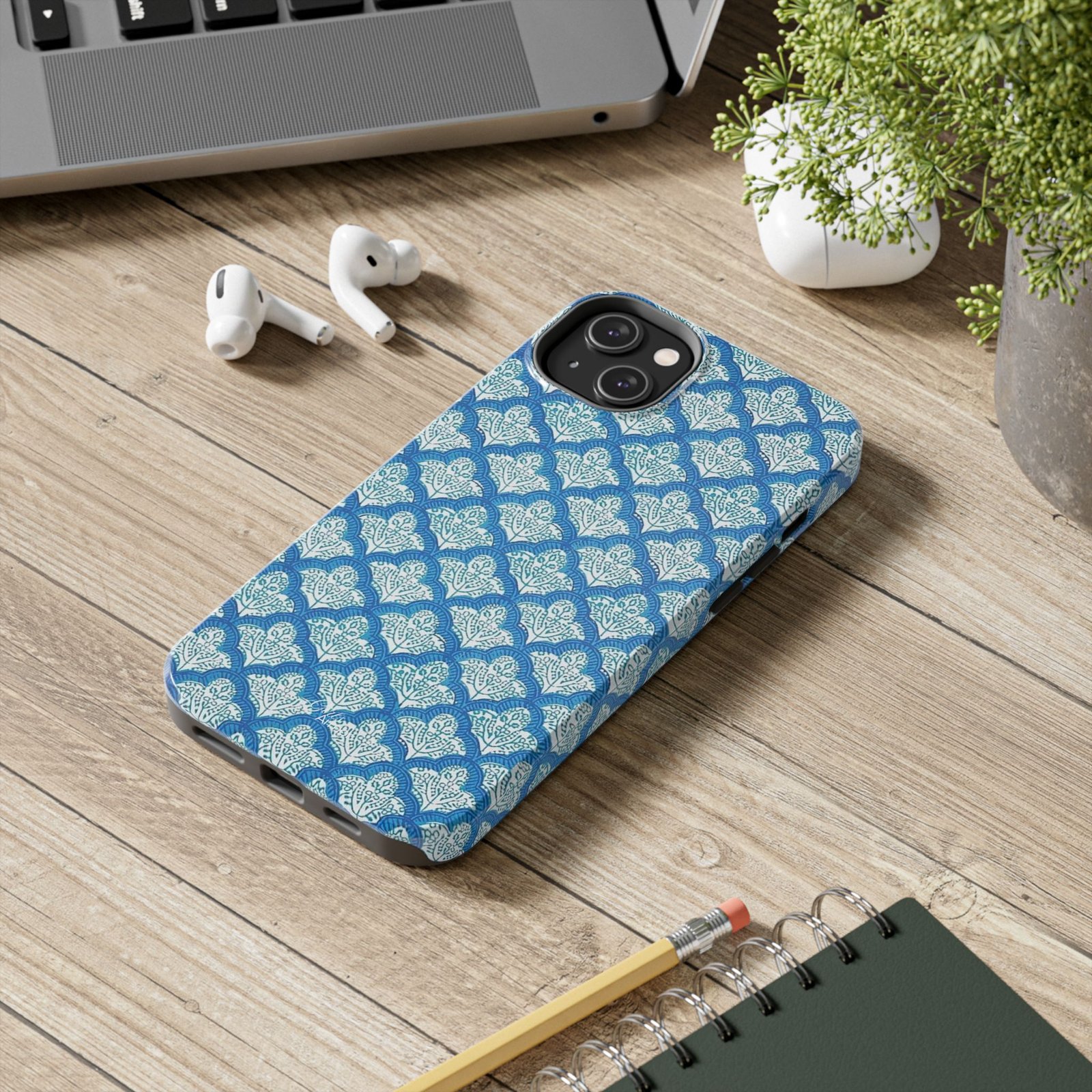 Blue and white phone case - Image 56