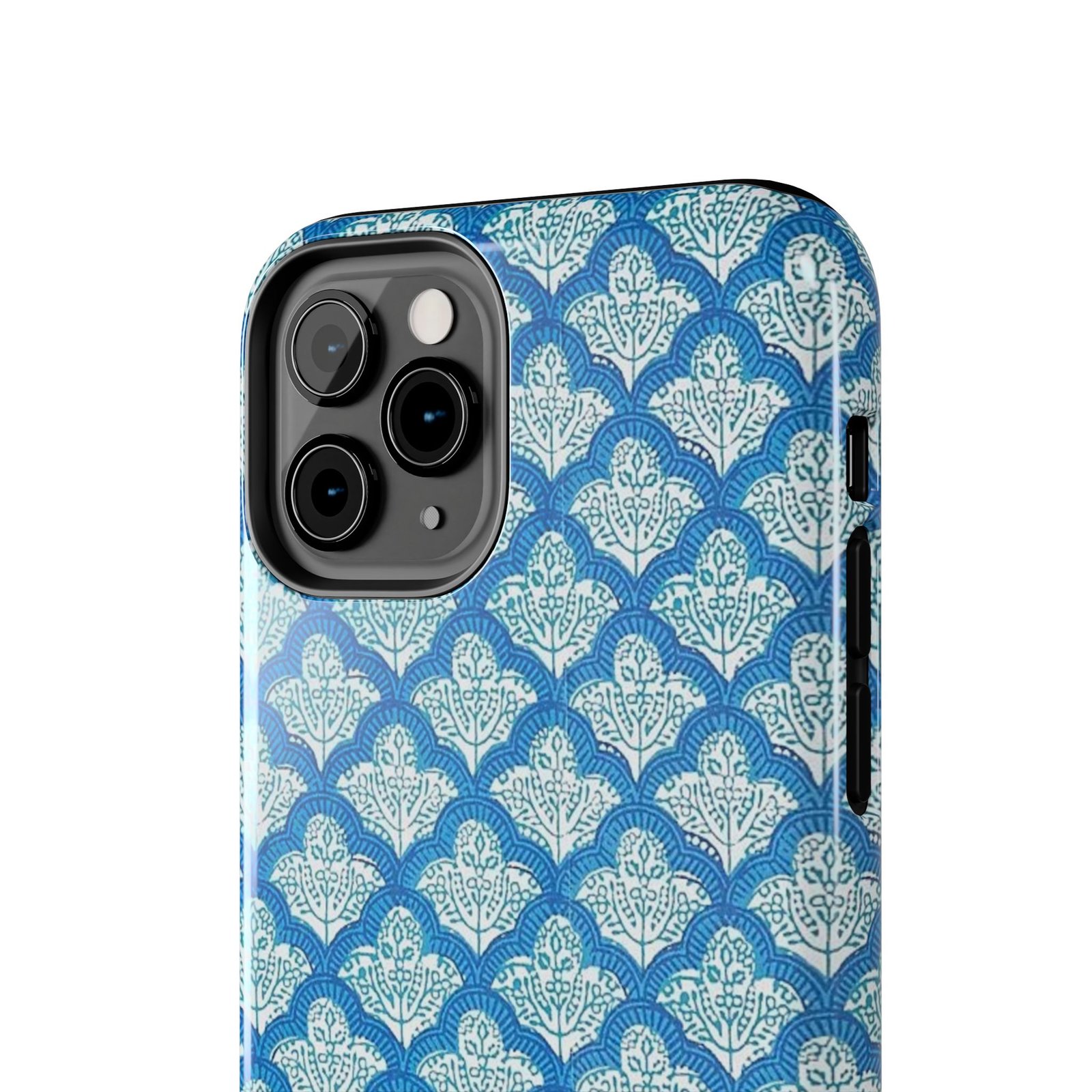 Blue and white phone case - Image 8