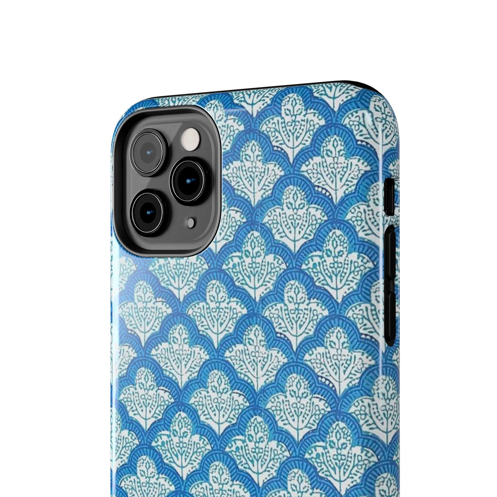 Blue and white phone case - Image 12